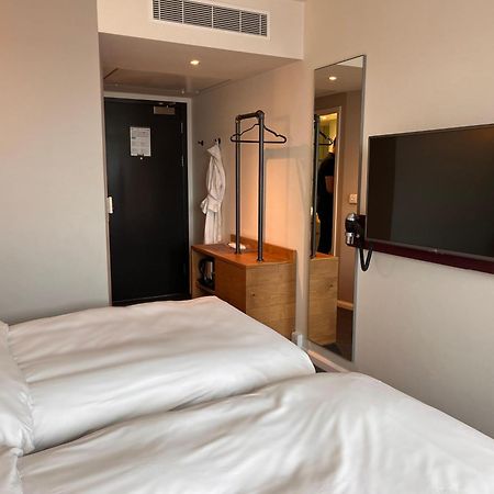 B&B Hotel Дерби Экстерьер фото