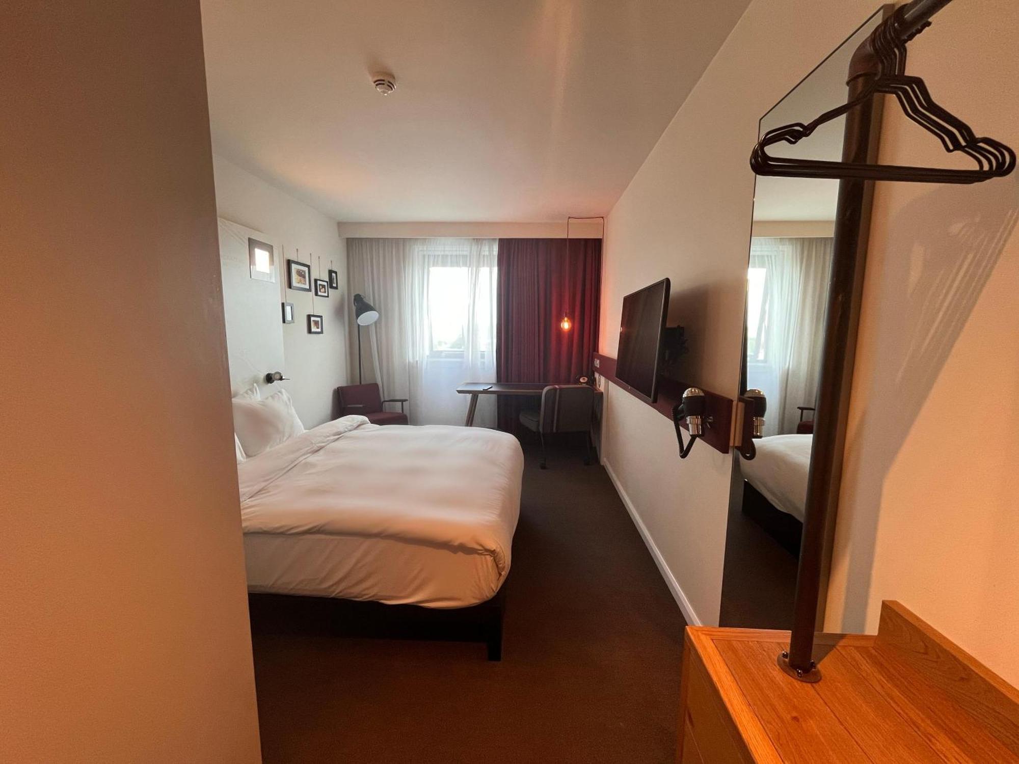 B&B Hotel Дерби Экстерьер фото